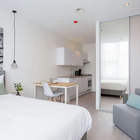 Aparthotel Hotel2stay 4*