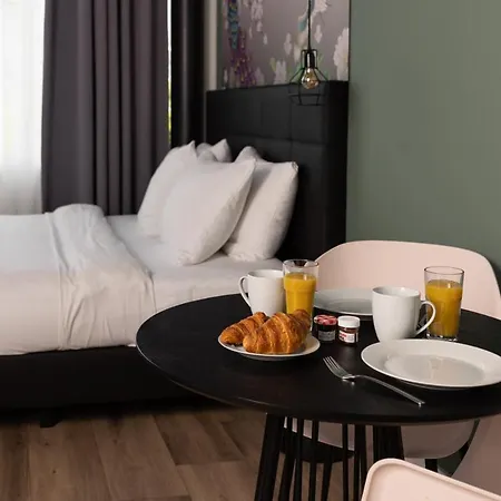 Aparthotel Hotel2stay 4*
