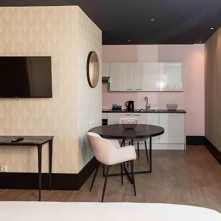 Hotel2stay 4*