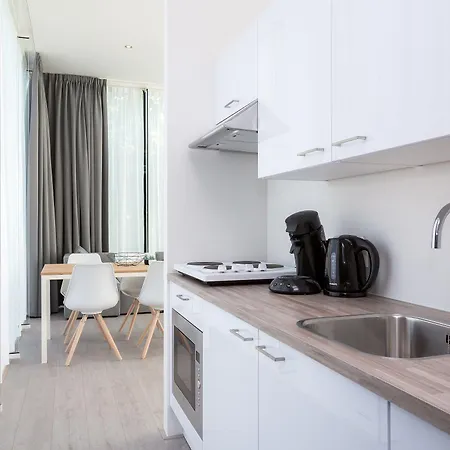 Hotel2stay 4*